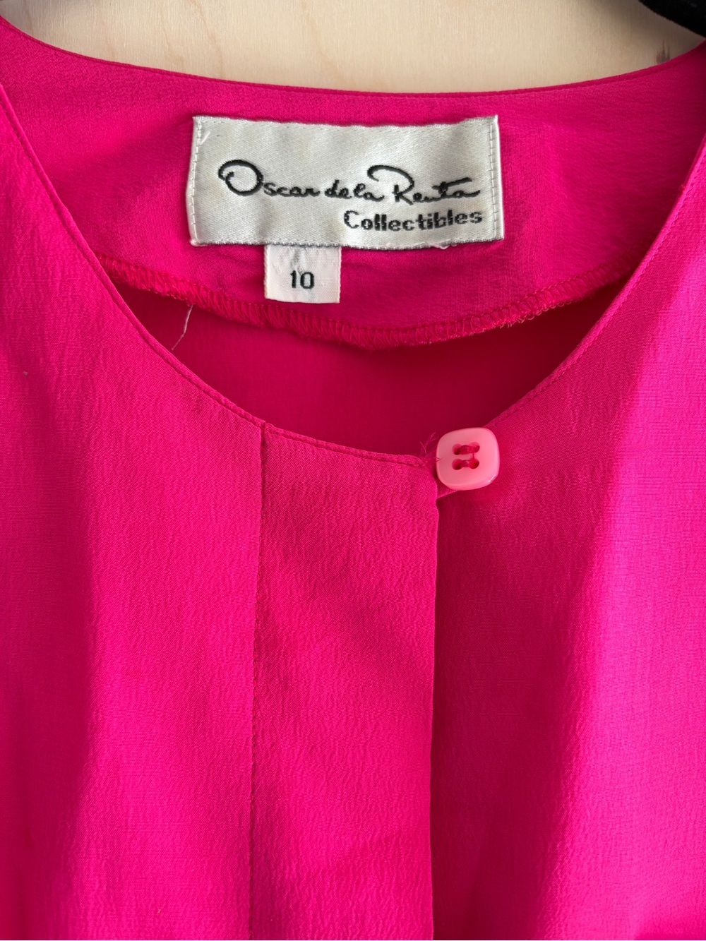 Oscar de la Renta Hot Pink Silk Short Sleeve Blouse - Picture 3 of 5
